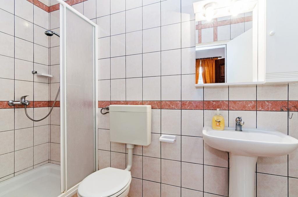 Villa Mare Apartments Vir Eksteriør bilde