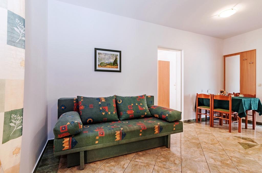 Villa Mare Apartments Vir Eksteriør bilde