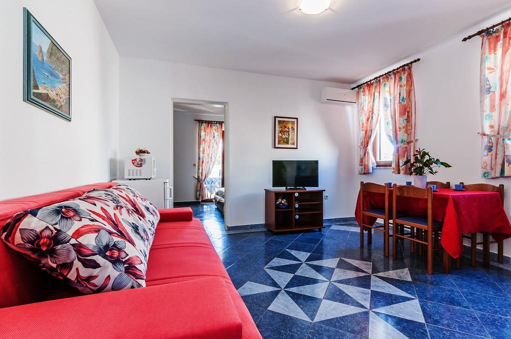 Villa Mare Apartments Vir Eksteriør bilde